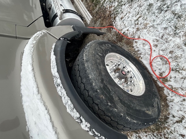 2002 VOLVO VHD - Image 8